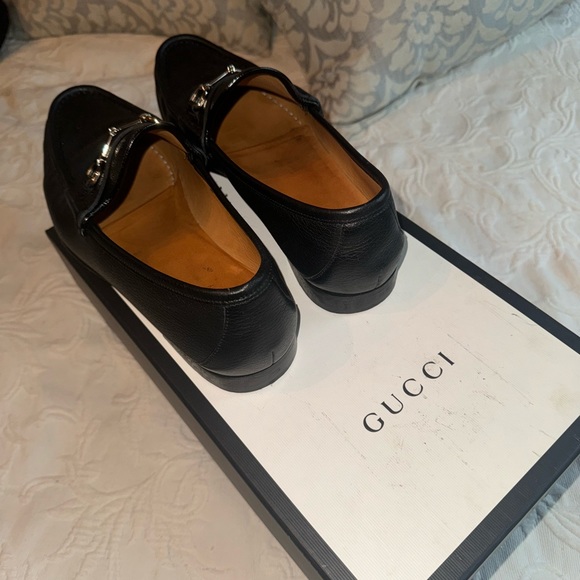 Black Men’s Gucci Jordaan Loafer (GREAT condition)